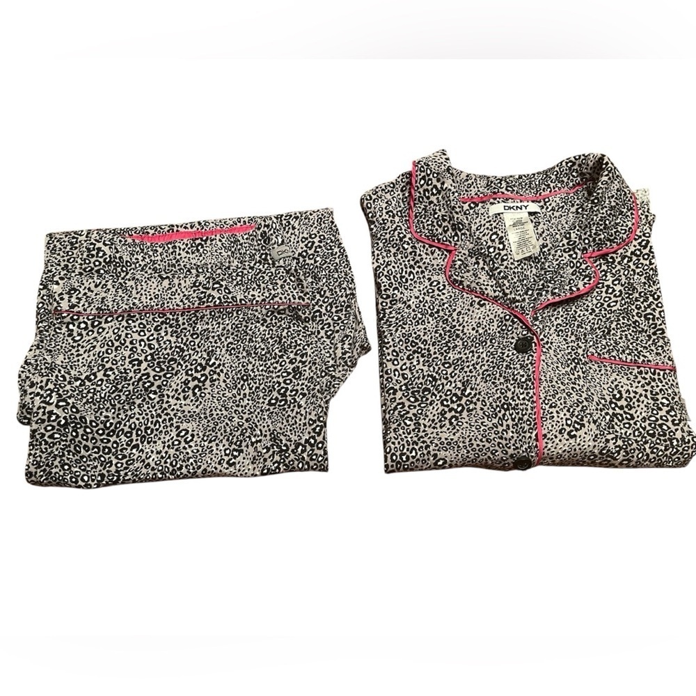 DKNY Leopard Print Long Sleeve Button Top & Pant Pajama Set Size L